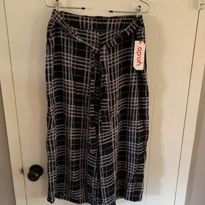 Black/Grey Culottes Size Large